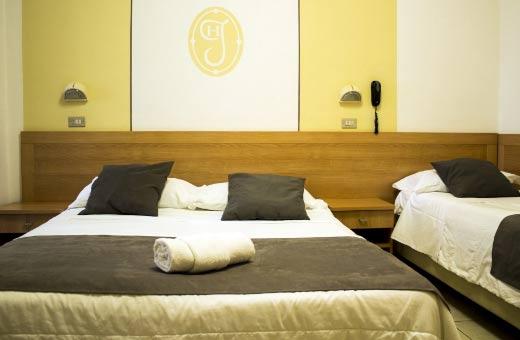hotelnewjolierimini en rooms 005